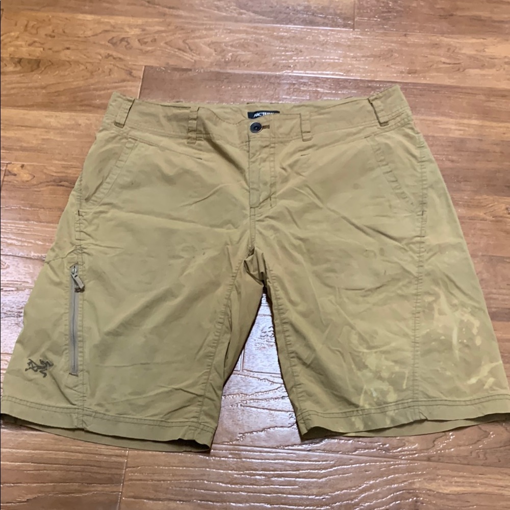 Arc'teryx Khaki Shorts